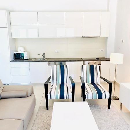 Lavender Bay Apartment C32 Morinj Bagian luar foto